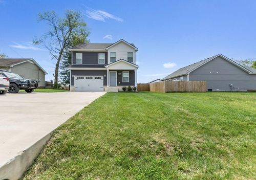 1307 Hugh Hunter Rd, Oak Grove, KY, 42262-9178 | Card Image