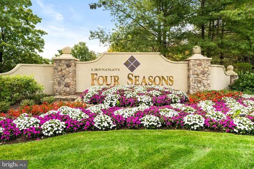 87 Chamber Ln, Columbus, NJ, 08022-2374 | Card Image