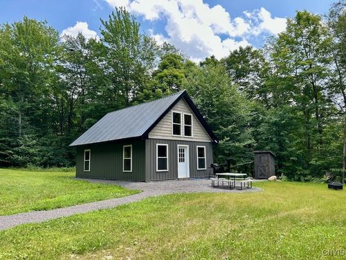 516 Wart Rd N, Lacona, NY, 13083 | Card Image