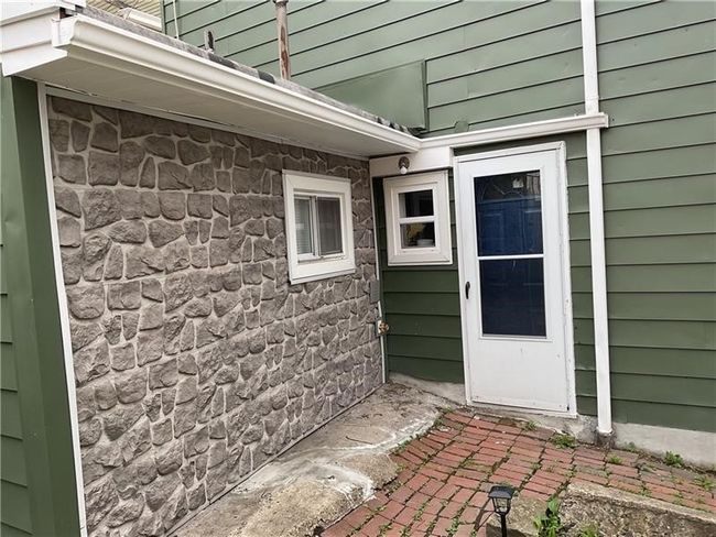 Back entrance to the lower level for entertaining guests | Image 20