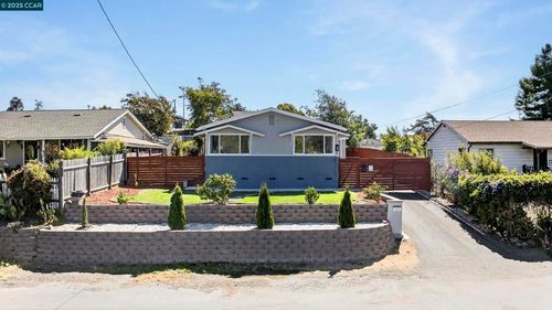 742 Alhambra Rd, El Sobrante, CA, 94803-1701 | Card Image