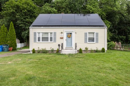 77 Blue Hills Ave, Hamden, CT, 06514-3409 | Card Image