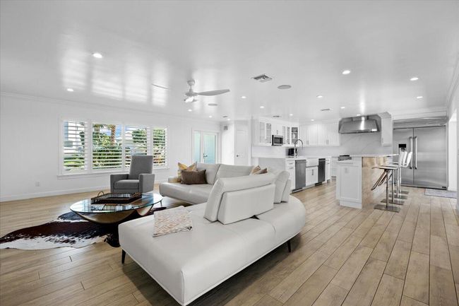 48 Ocean Dr, House other with 3 bedrooms, 2 bathrooms and null parking in Jupiter Inlet Colony FL | Image 7