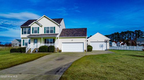 102 Majesty Ct, Elizabeth City, NC, 27909-2736 | Card Image