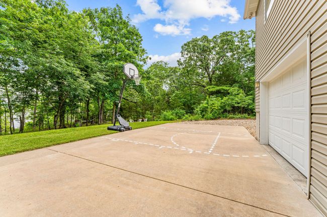 3rd Garage/John Deere | Image 69