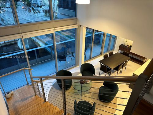 apt-703-200 Biscayne Boulevard Way, Miami, FL, 33131-2117 | Card Image