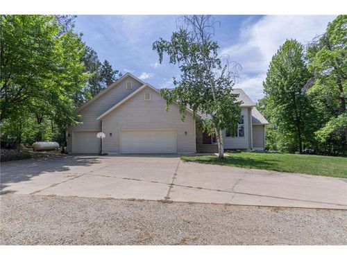 N1698 945th St, Eau Claire, WI, 54701-1829 | Card Image