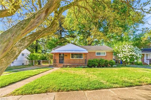 629 Beach View St, Norfolk, VA, 23503-5309 | Card Image