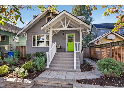 1915 Se 38th Ave, Portland, OR, 97214 | Card Image