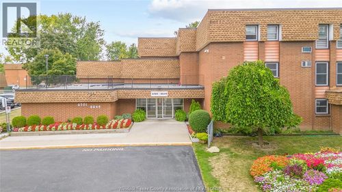 361-6583 Thornberry Cres, Windsor, ON, N8T3A6 | Card Image