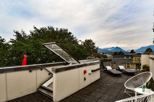 2118 Eton Street, Vancouver, BC, V5L1C7 | Card Image