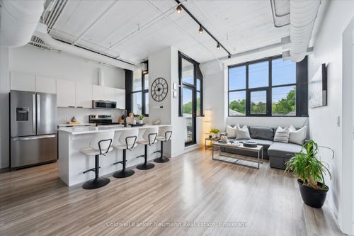 218-120 Huron St, Guelph, ON, N1E0T8 | Card Image