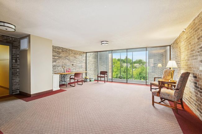 APT-201 - 2240 Midland Grove Rd, Condo with 2 bedrooms, 2 bathrooms and null parking in Roseville MN | Image 26