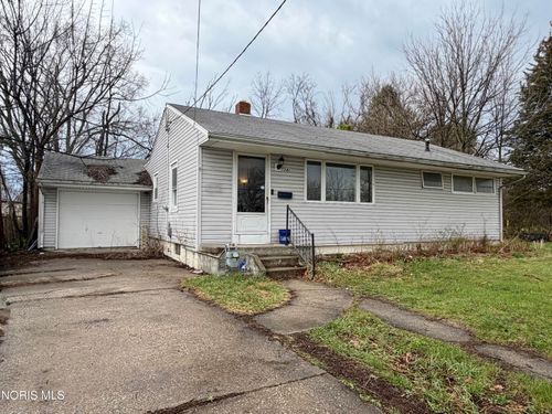 142 Van Buren Ave, Toledo, OH, 43605-1924 | Card Image
