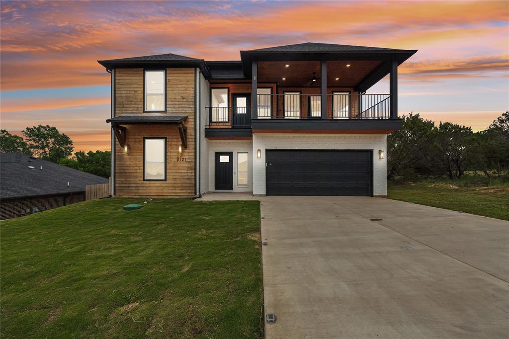 Christine Dr, Granbury, TX 76048