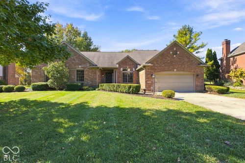 1825 Continental Dr, Zionsville, IN, 46077-8705 | Card Image