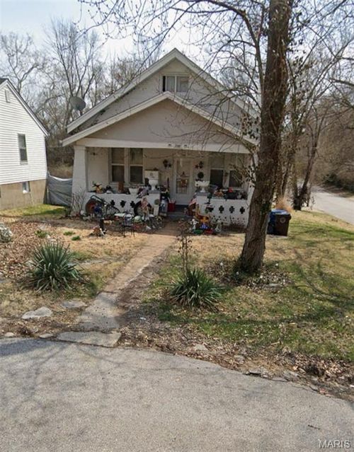 720 Tiffin Ave, Ferguson, MO, 63135-2543 | Card Image