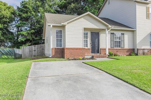 1081 W Pueblo Dr, Jacksonville, NC, 28546-9503 | Card Image