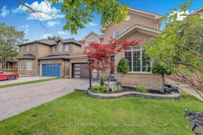 82 Lemsford Dr, House other with 4 bedrooms, 4 bathrooms and 8 parking in Markham ON | Image 2