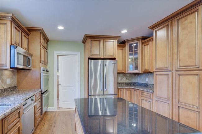 34 Ledgefield Rd, House other with 6 bedrooms, 6 bathrooms and 10 parking in Scituate RI | Image 13