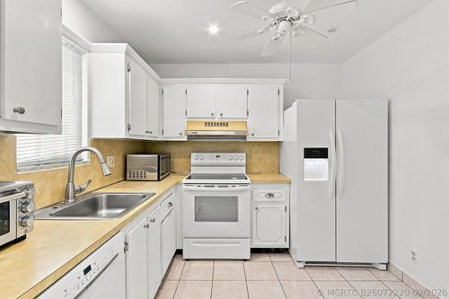137-2538 Boundbrook Dr S, West Palm Beach, FL, 33406-8664 | Card Image