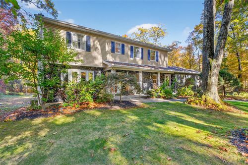 23 Marcella Blvd, East Fishkill, NY, 12533-5129 | Card Image