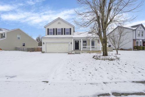 8651 Robbins Loop Dr, Reynoldsburg, OH, 43068-8549 | Card Image