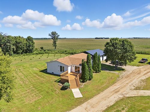 755 240th Ave Sw, Appleton, MN, 56208-1876 | Card Image