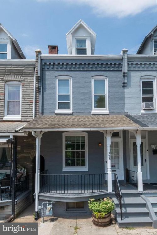 328 S 18th St, READING, PA, 19602-2210 | Card Image