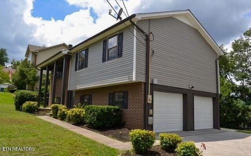 1633 Dunraven Dr, Knoxville, TN, 37922-7306 | Card Image