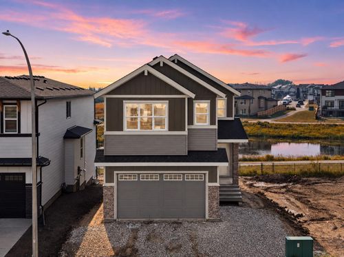 318 Kinniburgh Loop, Chestermere, AB, T1X3C3 | Card Image
