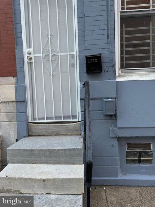 2242 N Carlisle St, PHILADELPHIA, PA, 19132-4505 | Card Image