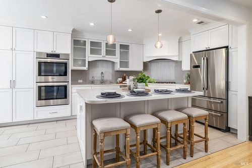 8 Dove Place, Novato, CA, 94949 | Card Image