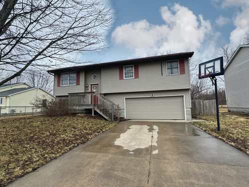 1309 W Indian Dr, Pontiac, IL, 61764-9195 | Card Image