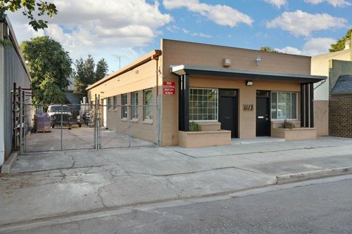 1113 E Roosevelt St, Stockton, CA, 95205-3626 | Card Image