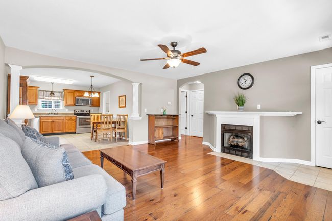 Cozy fireplace | Image 4