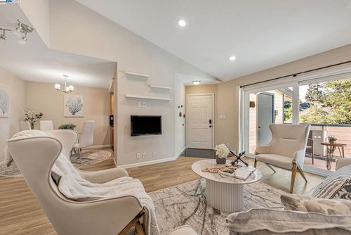 314 Sequim Cmn, Fremont, CA, 94539-7906 | Card Image