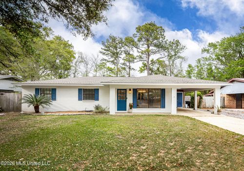 2808 Lawnwood Dr, Ocean Springs, MS, 39564-5507 | Card Image