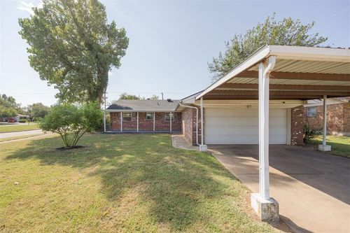 3232 Simmons Drive, Del City, OK, 73115 | Card Image