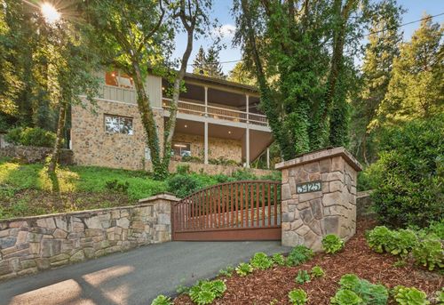3425 Redwood Road, Napa, CA, 94558 | Card Image