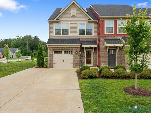 4488 Braden Woods Dr, Chesterfield, VA, 23832-7228 | Card Image