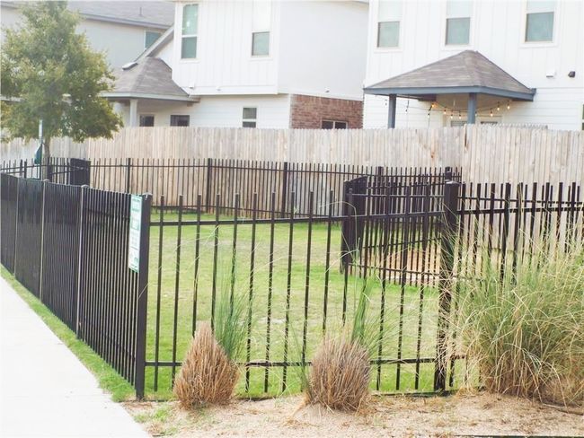 View of yard | Image 11