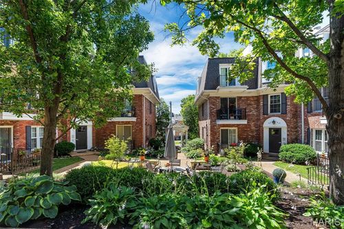 a3-115 E Bodley Ave, Kirkwood, MO, 63122-4464 | Card Image
