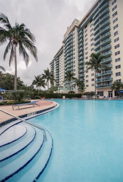 224-19380 Collins Ave, Sunny Isles Beach, FL, 33160 | Card Image