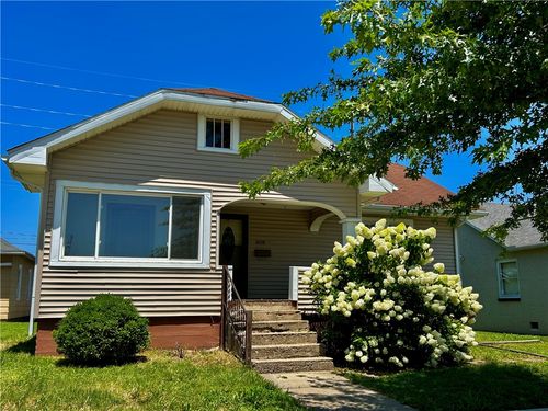 608 Plum Street, Marshall, IL, 62441 | Card Image