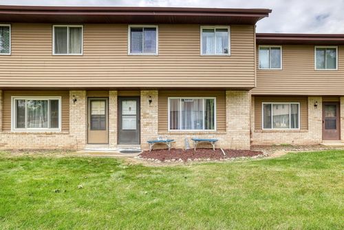 W165N11568 Abbey Court, Germantown, WI, 53022 | Card Image