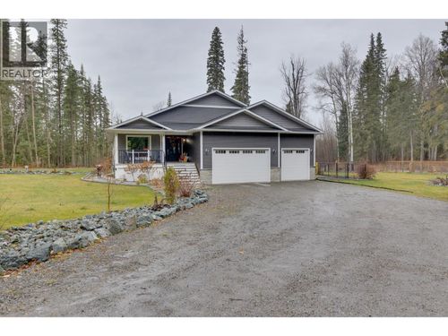 8458 Westcrest Dr, Prince George, BC, V2M7C8 | Card Image