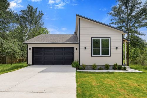 113 Mokulua Ln, Bastrop, TX, 78602-6030 | Card Image