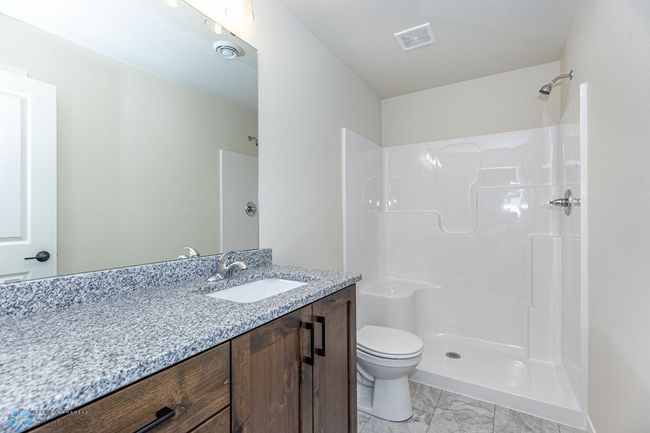 Photos of Previous Model | Image 28