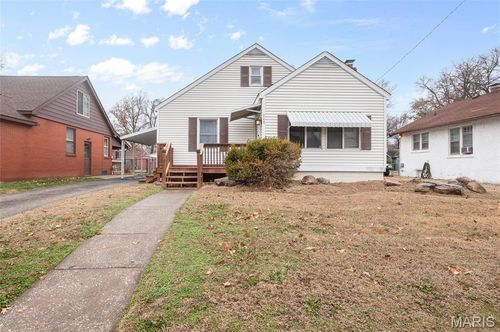 340 10th St, Wood River, IL, 62095-2436 | Card Image